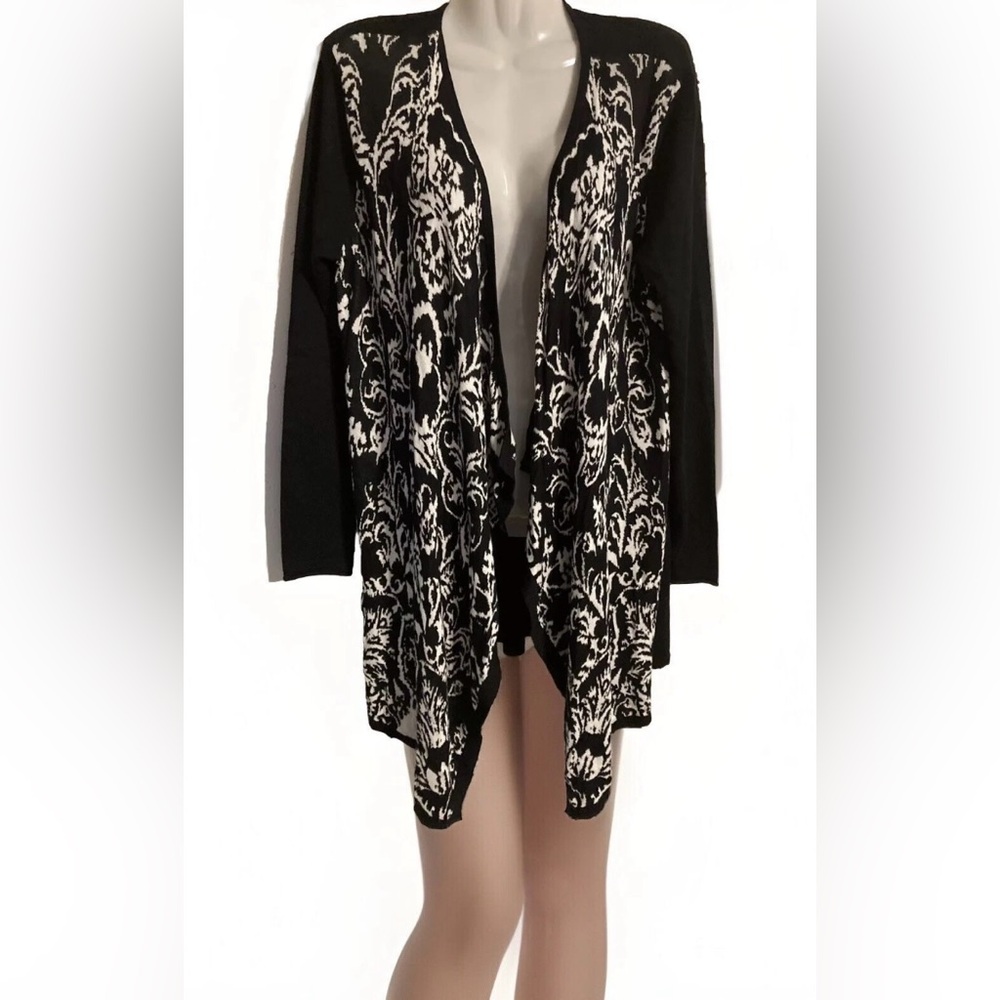 New Directions petite PL boho open front cardigan black and white sweater